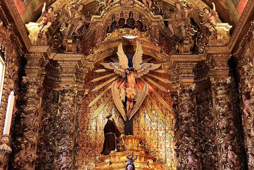 O Cristo seráfico no altar